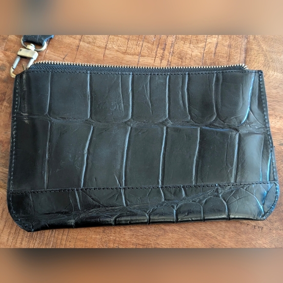 2 Prune leather wristlets / clutch purses - Picture 9 of 16